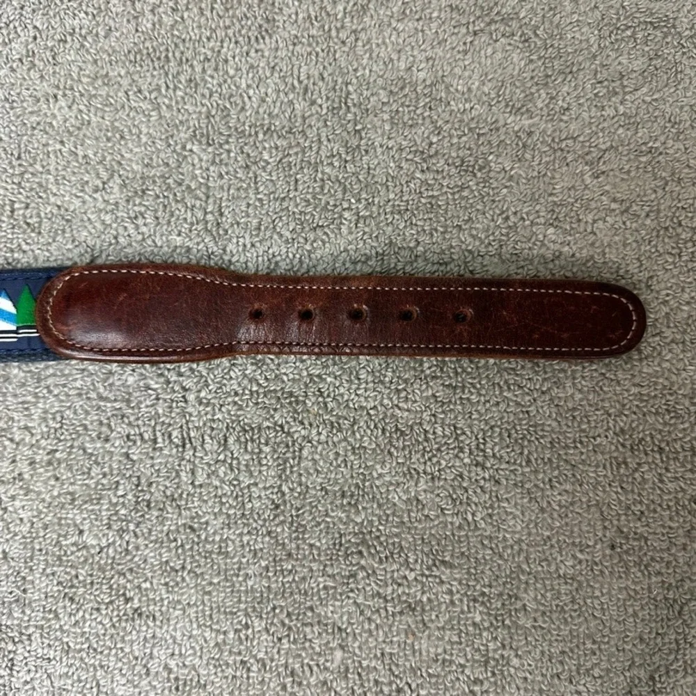 Preston Made in New England Mens 38 Sailboat Surcingle Belt Navy Leather Brass